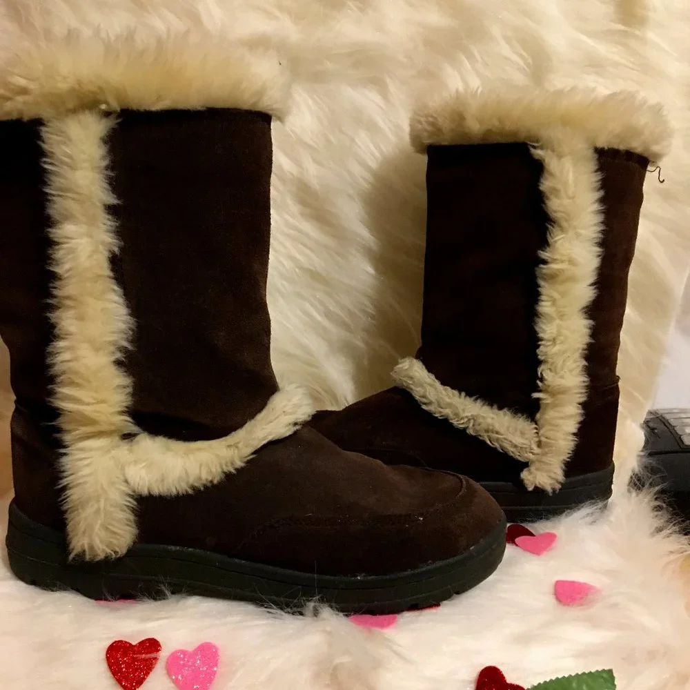 Sonoma Suede Boots - Picture 1 of 4